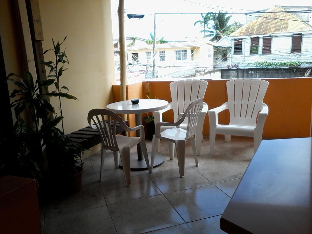 Bella Sombra Guest House Downtown Belize City Exterior foto